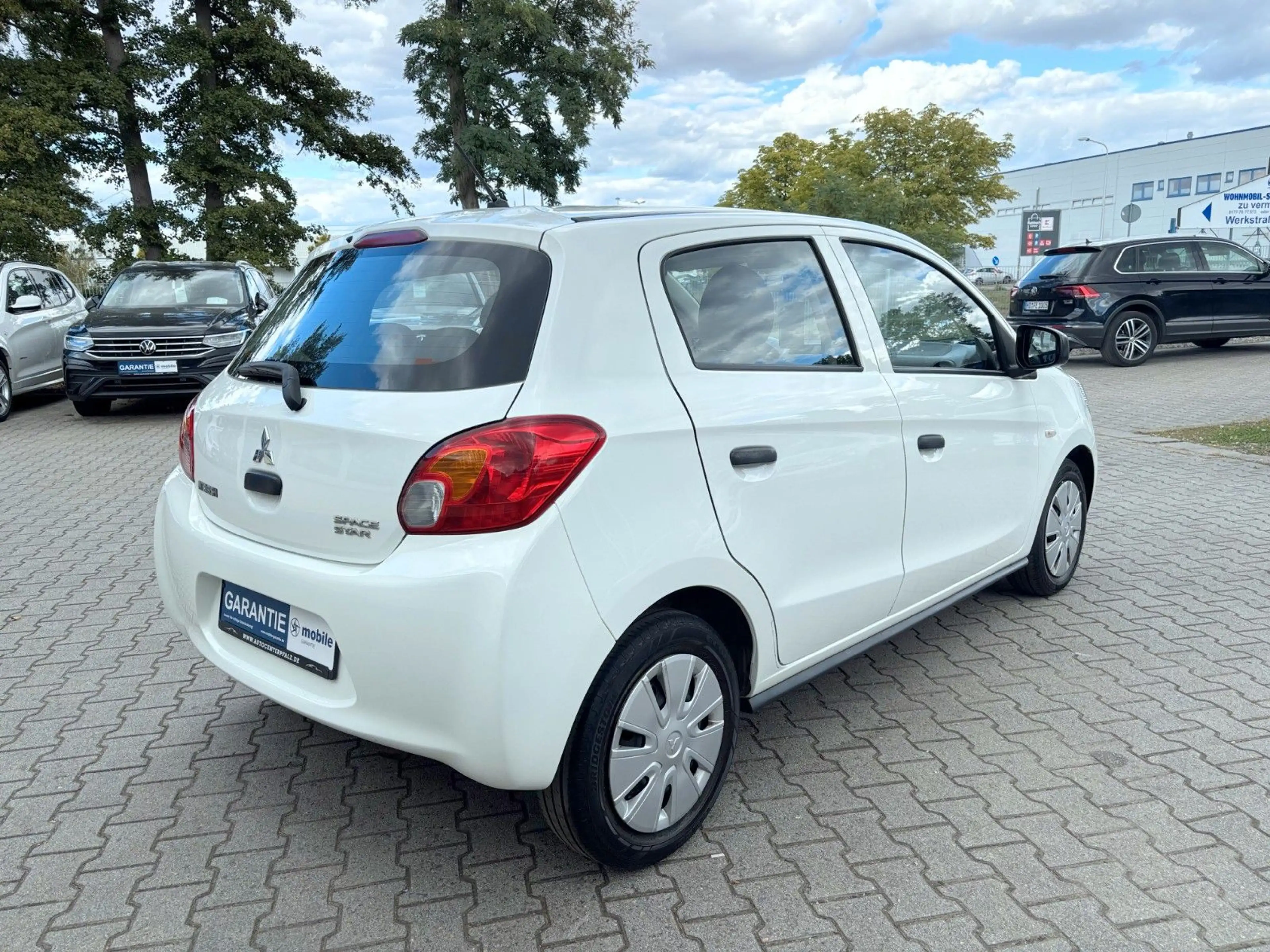 Mitsubishi Space Star Diamant Edition*1-Hand*S-Heft* — photo 7