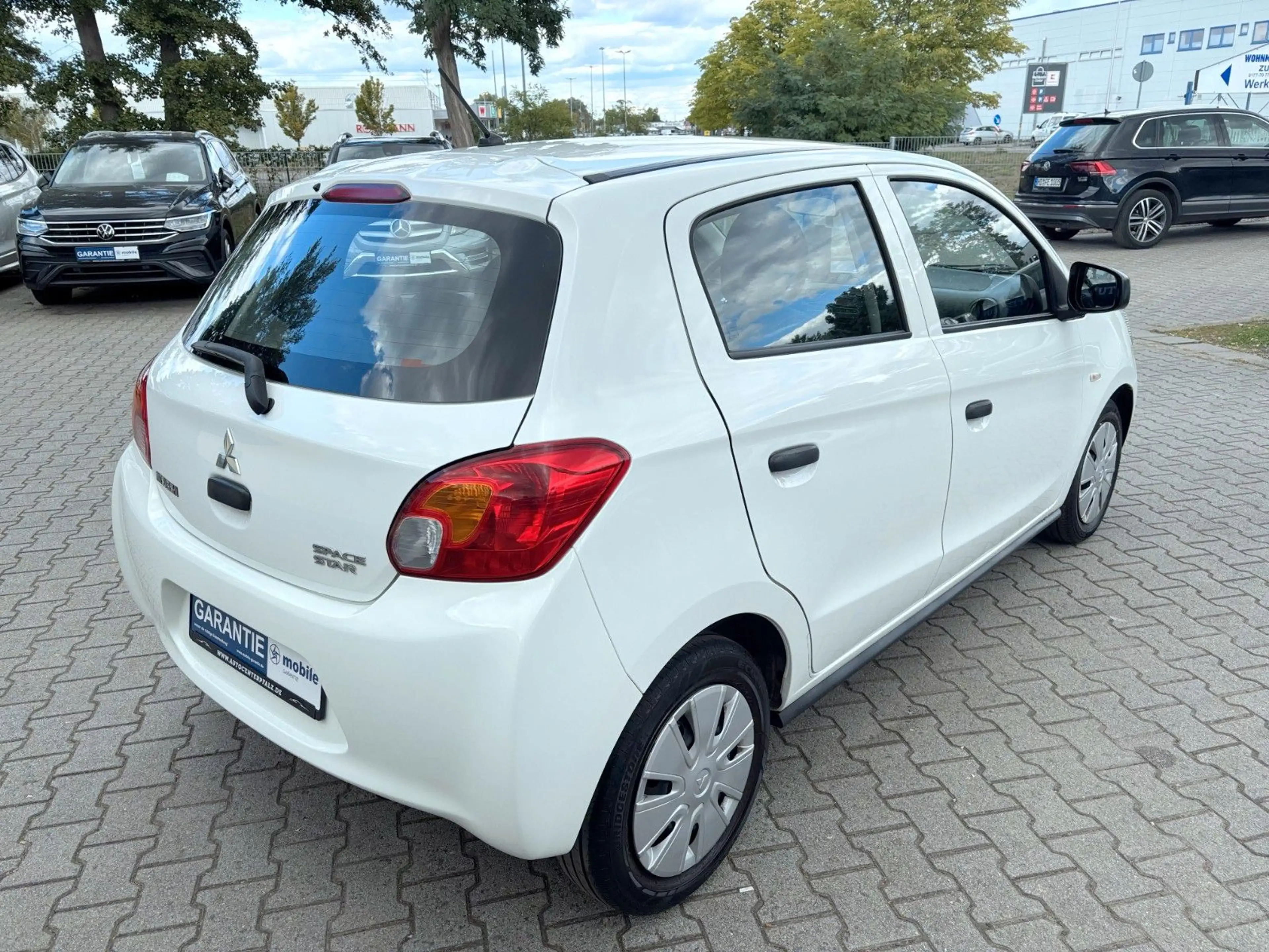 Mitsubishi Space Star Diamant Edition*1-Hand*S-Heft* — photo 12