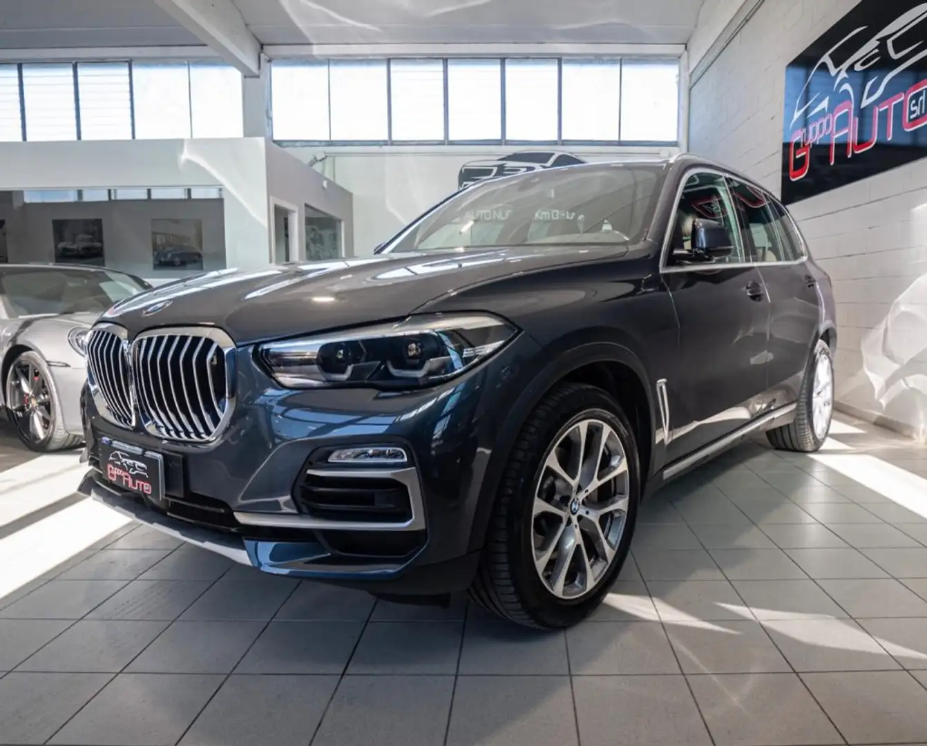 BMW X5 xDrive30d xLine *TAGLIANDI BMW* Grijs - 1