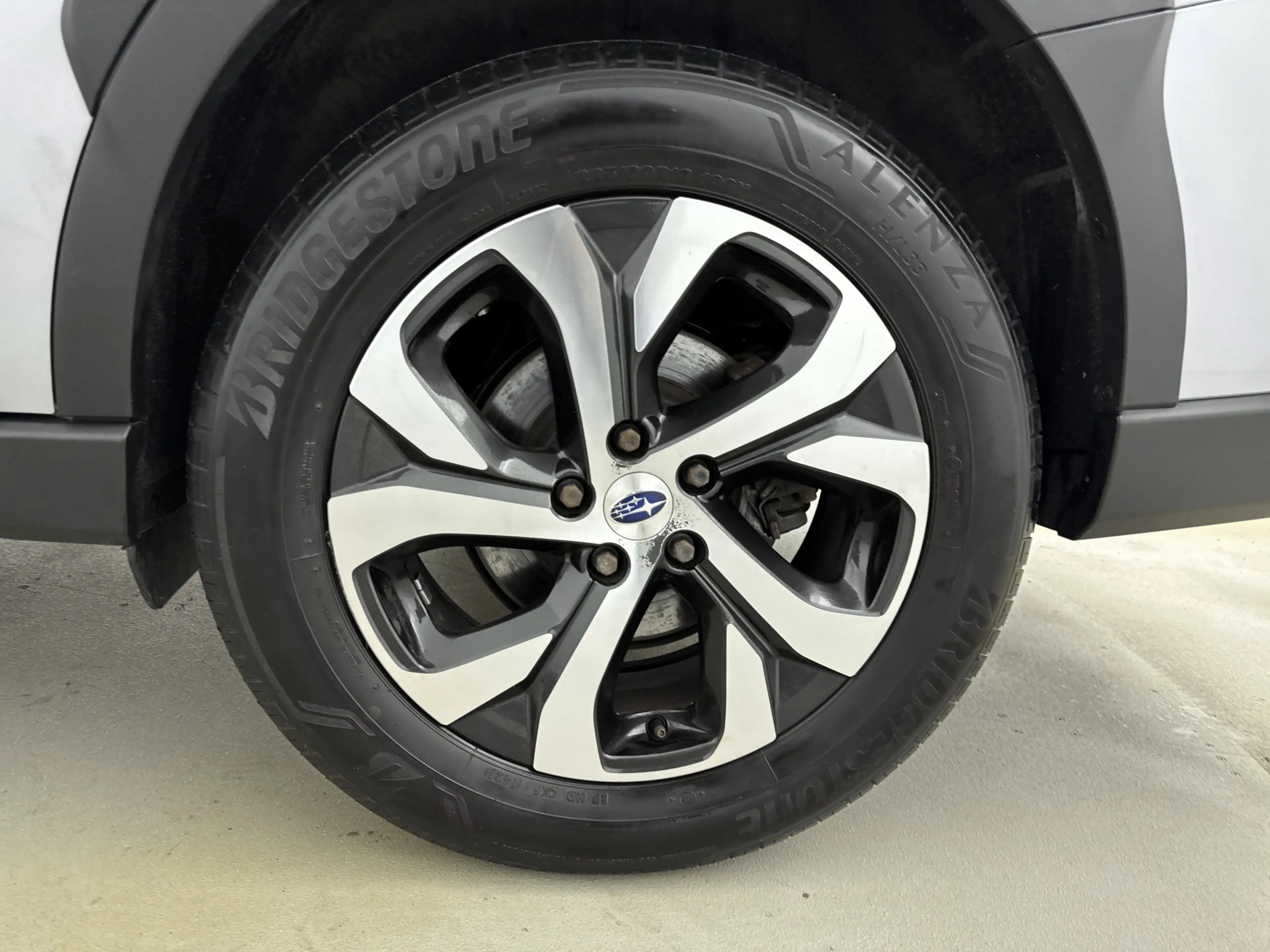 Subaru OUTBACK - 2.5i Premium // TREKHAAK // SCHUIFKANTELDAK // L — photo 12