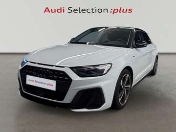 Sportback 30 TFSI Adrenalin Black edition