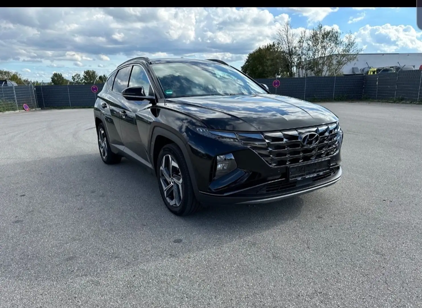 Hyundai TUCSON 1.6 T-GDi Plug-in-Hybrid 4WD Blackline - 1