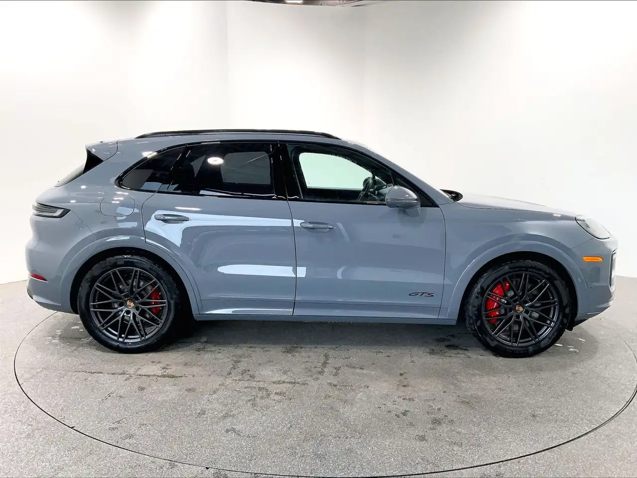 Porsche Cayenne снимка Porsche Cayenne
