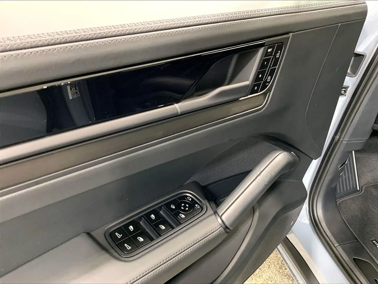 Porsche Cayenne снимка Porsche Cayenne