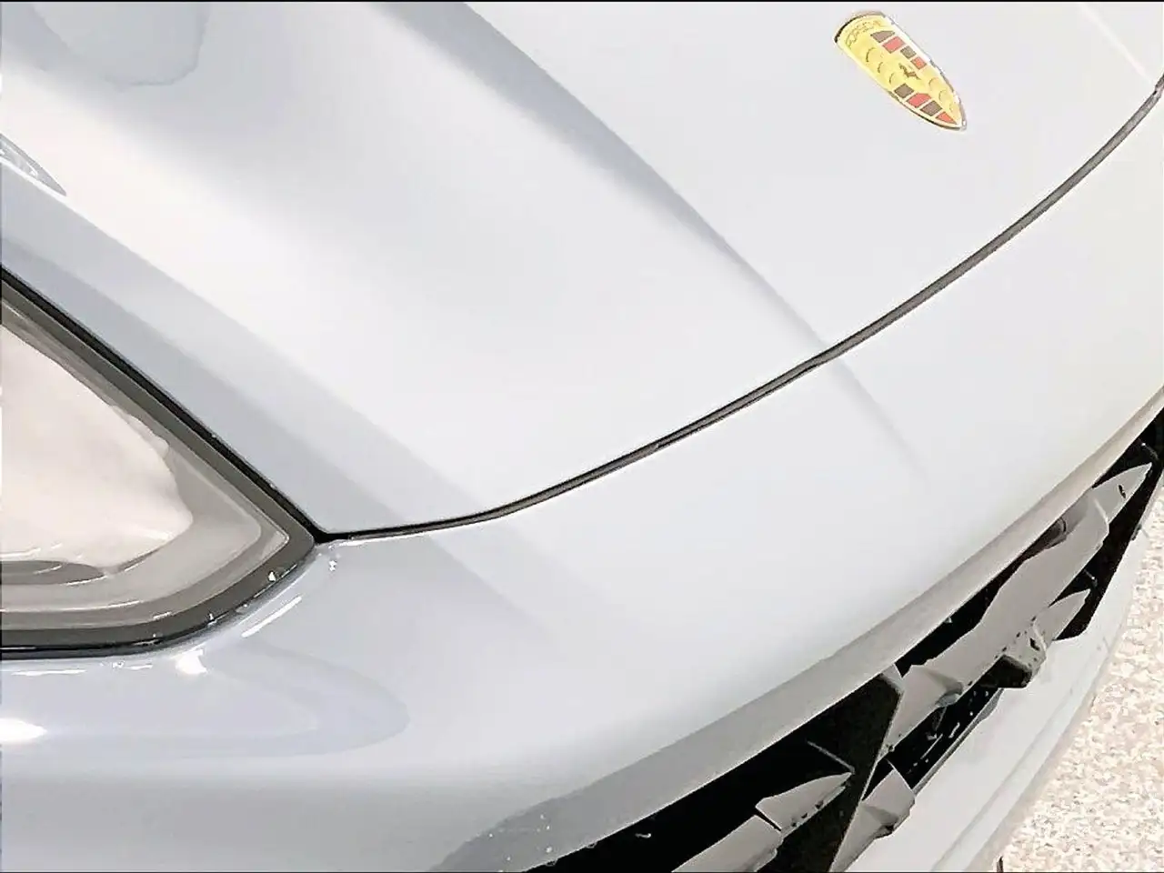 Porsche Cayenne снимка Porsche Cayenne