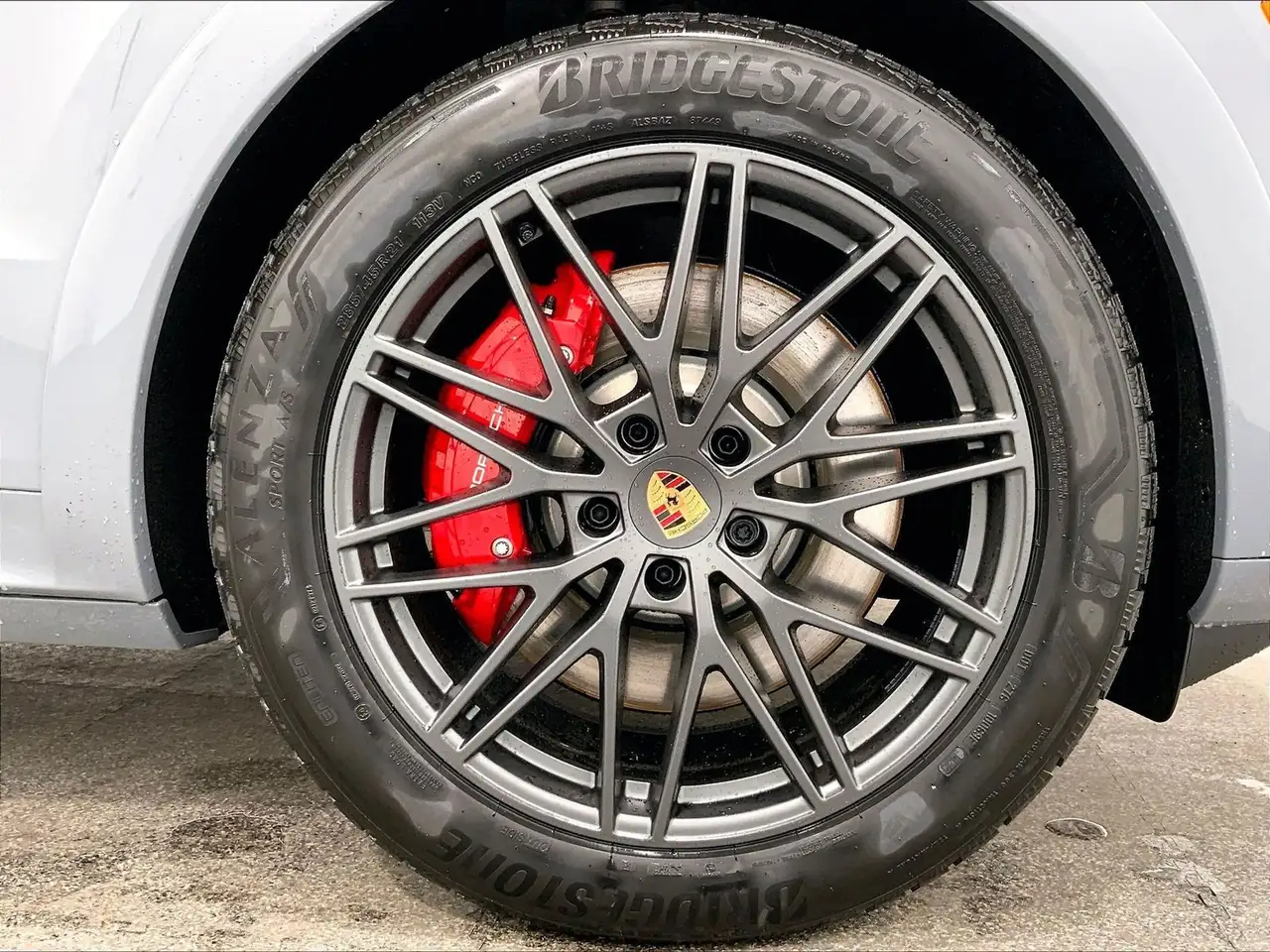 Porsche Cayenne снимка Porsche Cayenne