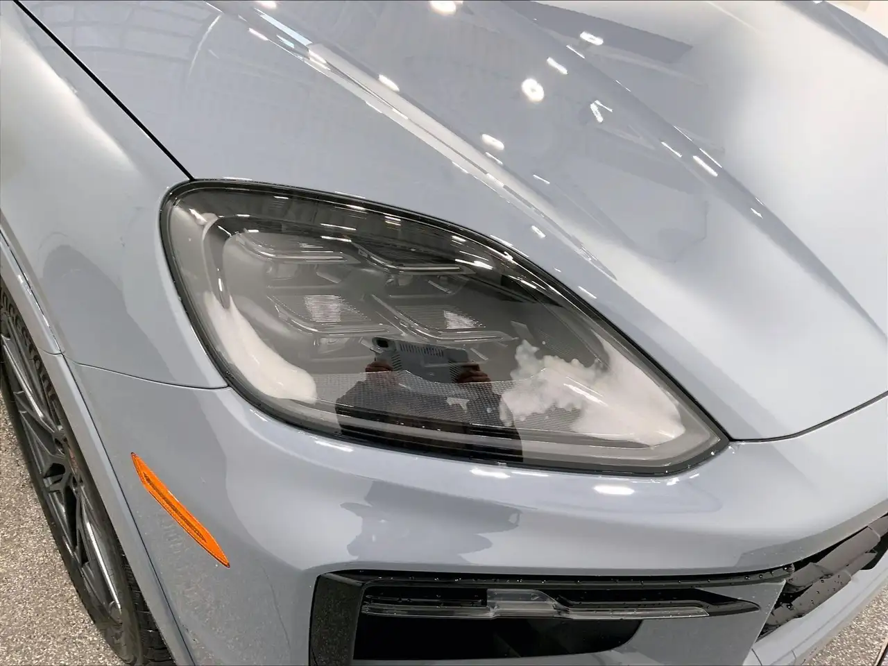 Porsche Cayenne снимка Porsche Cayenne