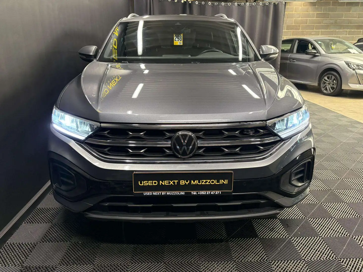 Volkswagen T-Roc R LINE TSI 150 DSG7 Gris - 2