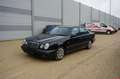 Mercedes-Benz E 230 E230 AVANTGARDE*Klimaanlage*1. Hand*105000 km Black - thumbnail 1