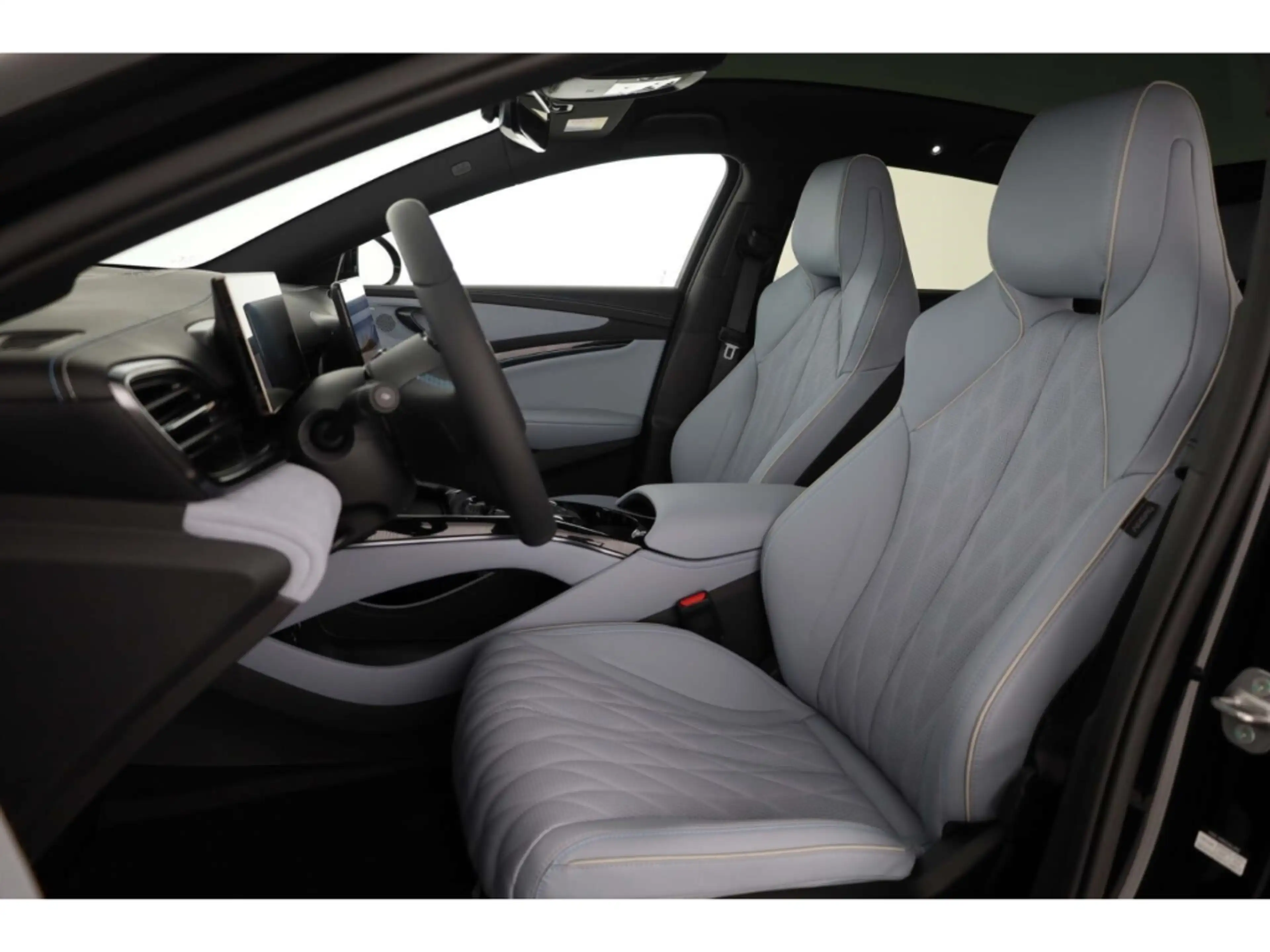 BYD Seal Design LP: 51.899,- /Dynaudio/LED/Wärmepumpe — photo 11
