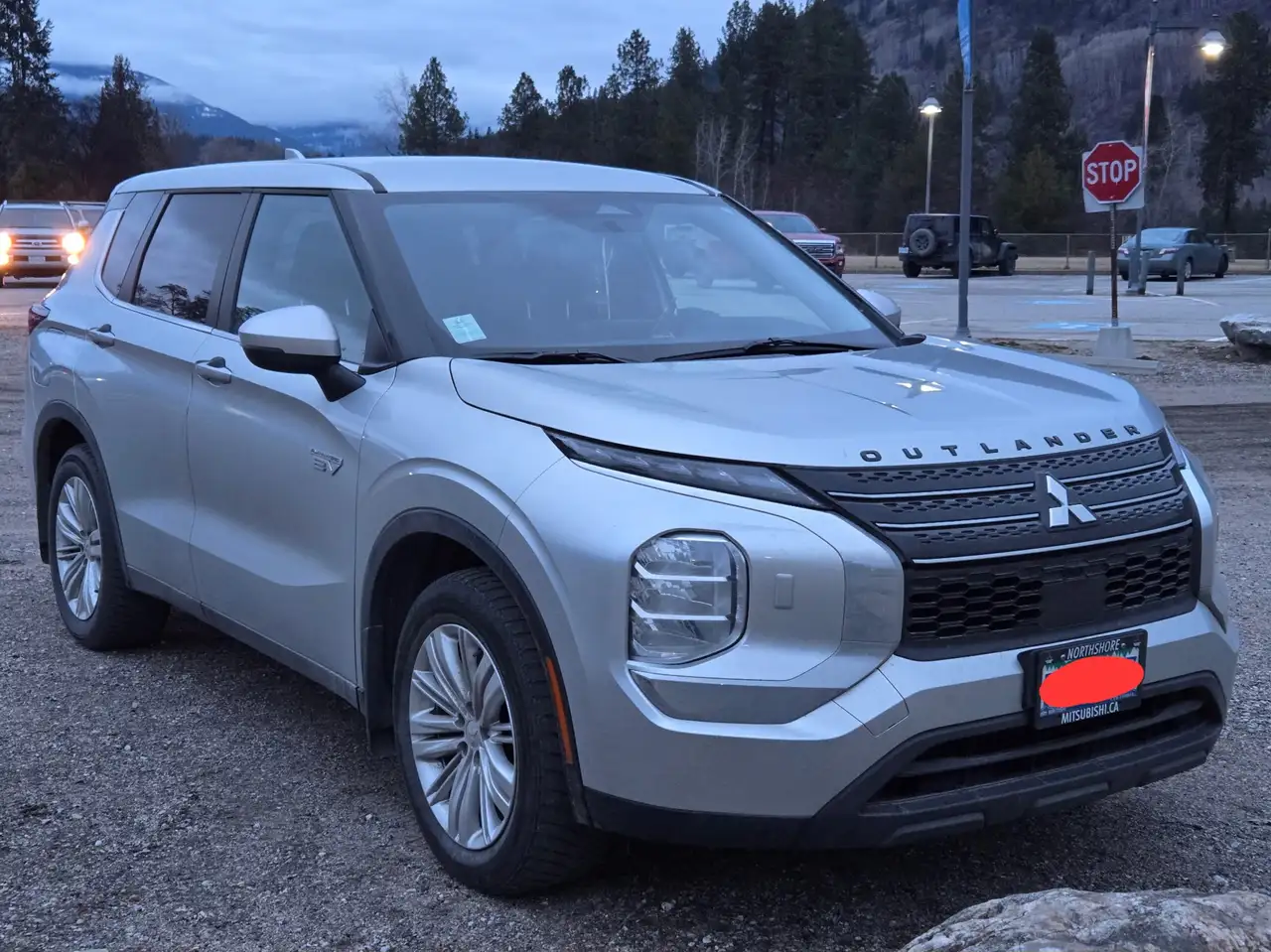 2025 Mitsubishi Outlander