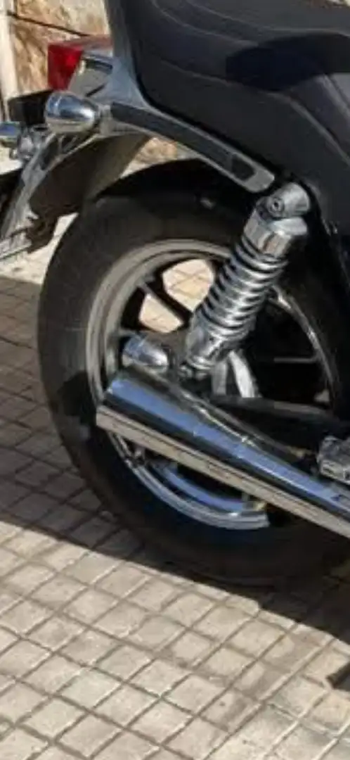 Honda VF 750 Noir - 2