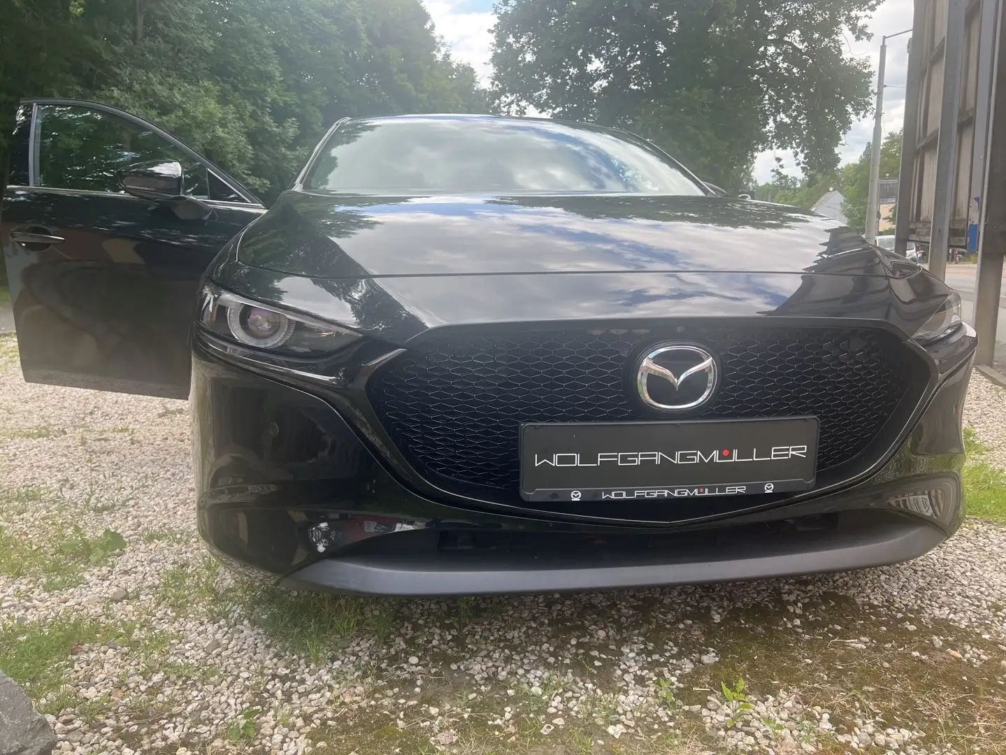Mazda 3 SKYACTIV-G 2.0 150PS M Hybrid Schwarz - 1