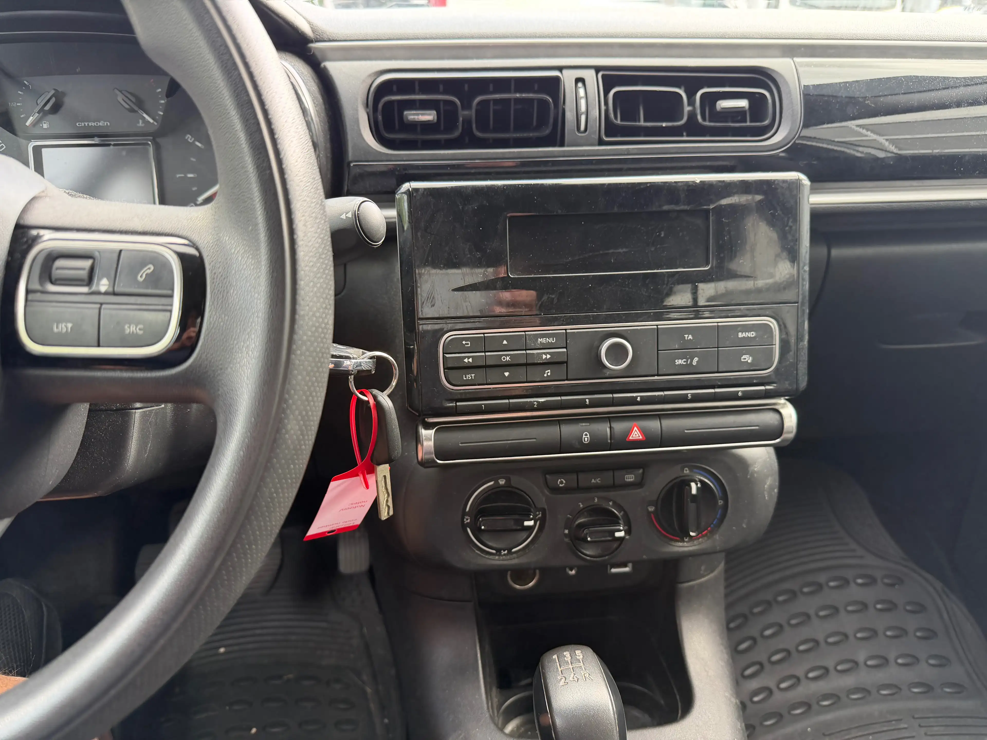 Citroen C4 Cactus Shine — photo 12