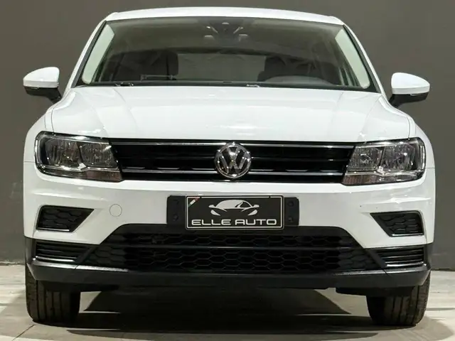 Volkswagen Tiguan view 11
