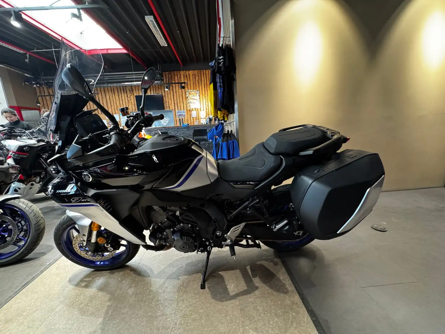 Yamaha Tracer 9 GT YAMT Negro - 2