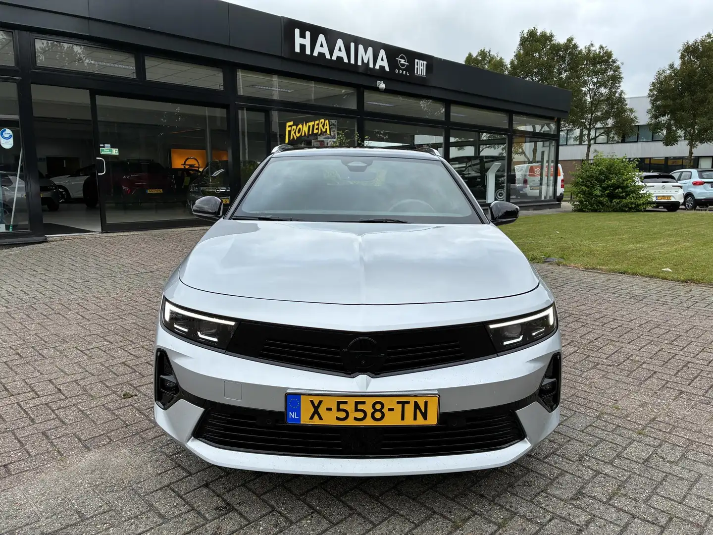 Opel Astra Sports Tourer 130 PK Turbo GS-Line | 360 Parkeerca Grijs - 2