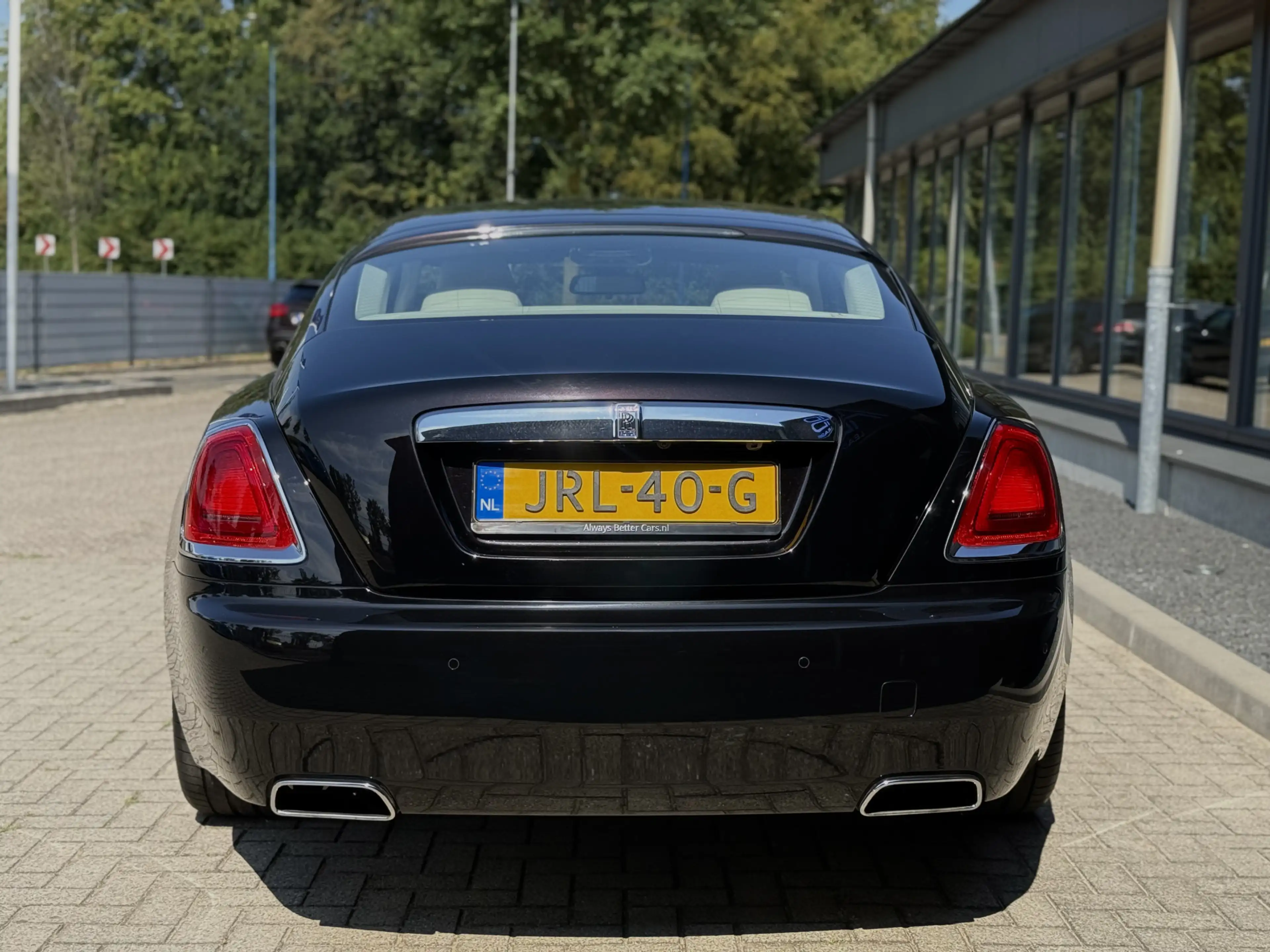 Rolls-Royce Wraith 6.6 V12 — photo 3