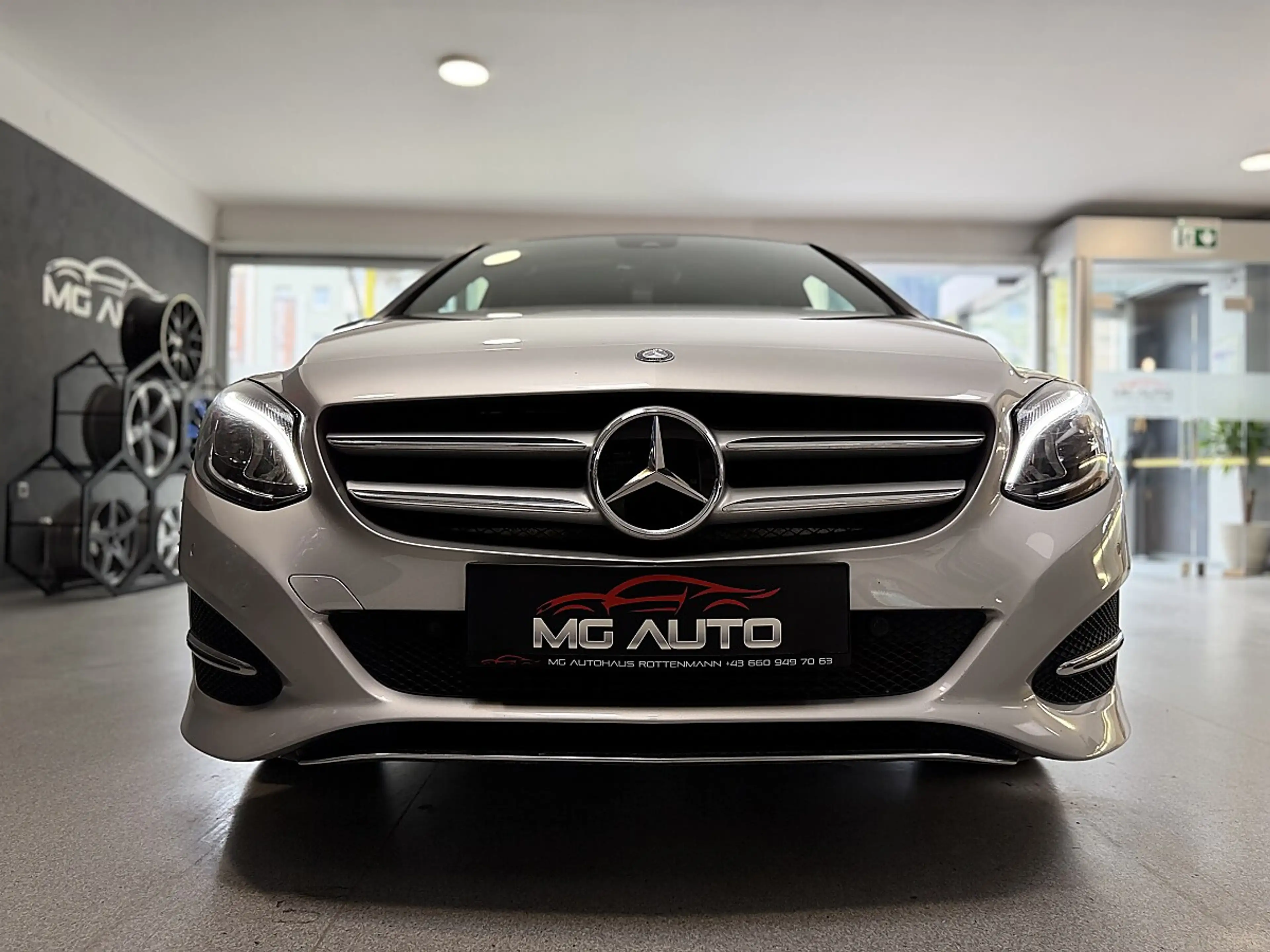 Mercedes-Benz B 220 4MATIC Aut. 1.BESITZ*ACC*RFK*SPZ*GARANTIE — photo 10
