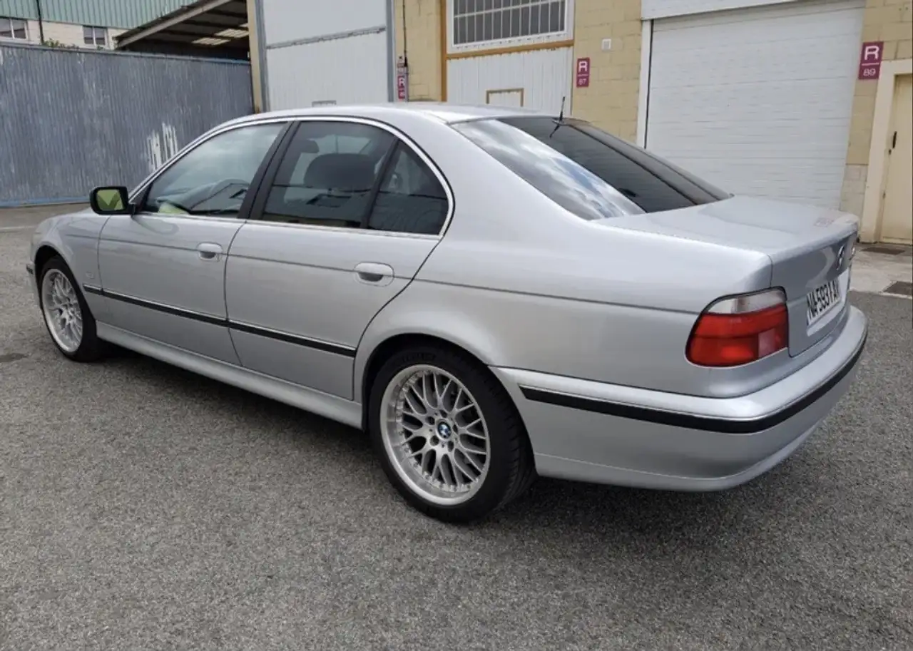 BMW 540i Aut., foto 3