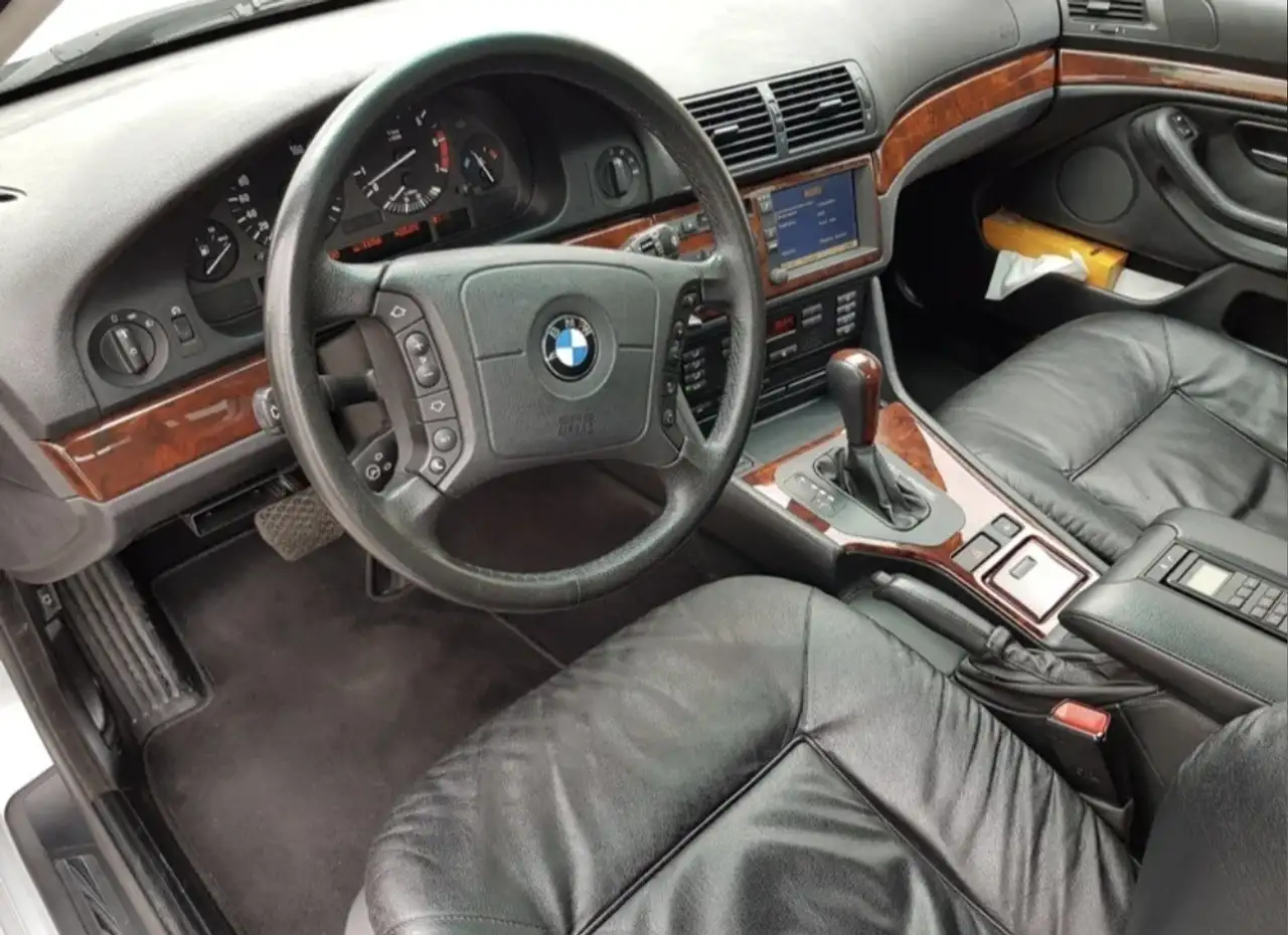 BMW 540i Aut., foto 6