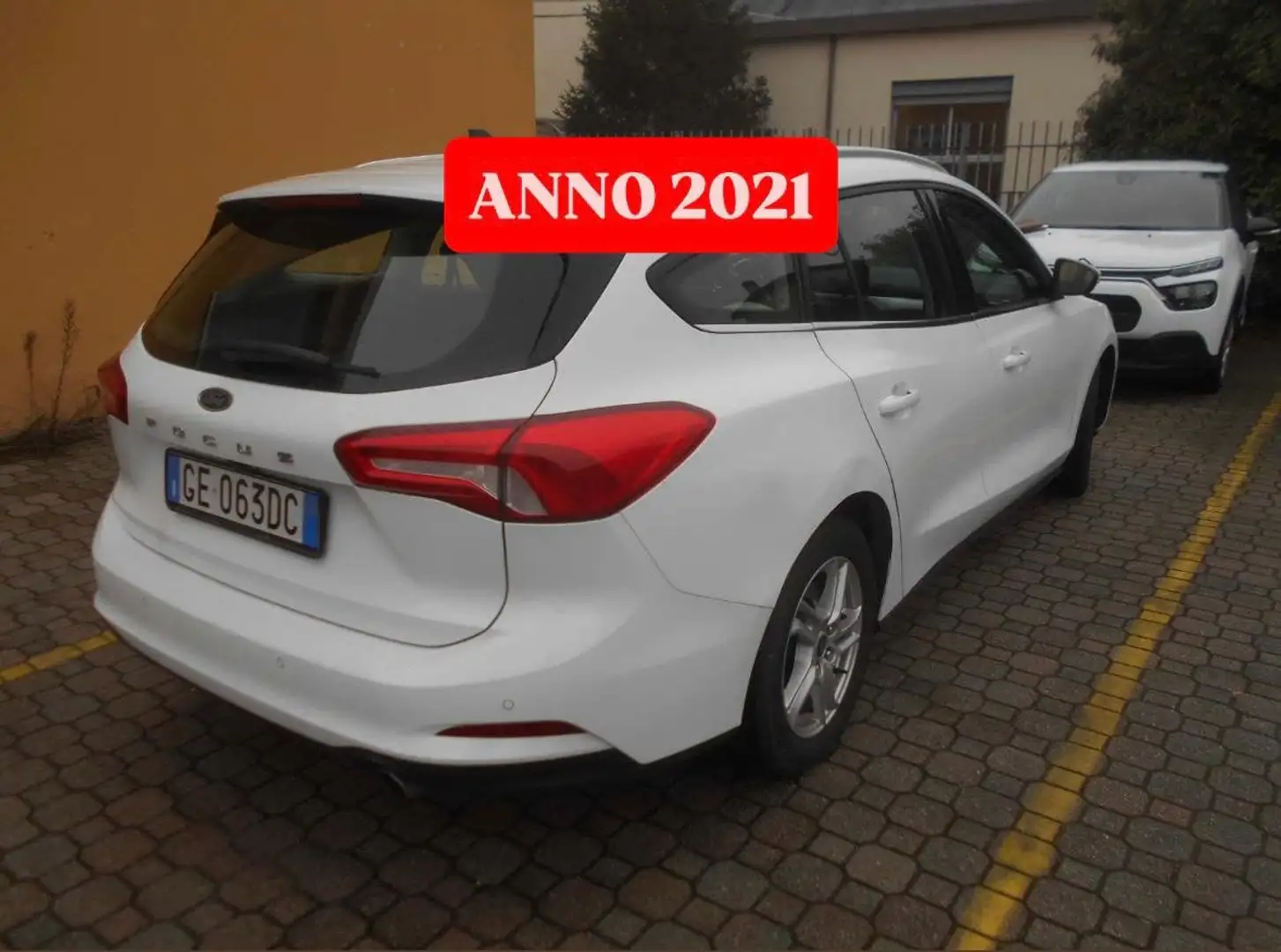 Ford Focus 1.5TDCI 120cv SW AUTOCARRO Anno 2021 Bianco - 2