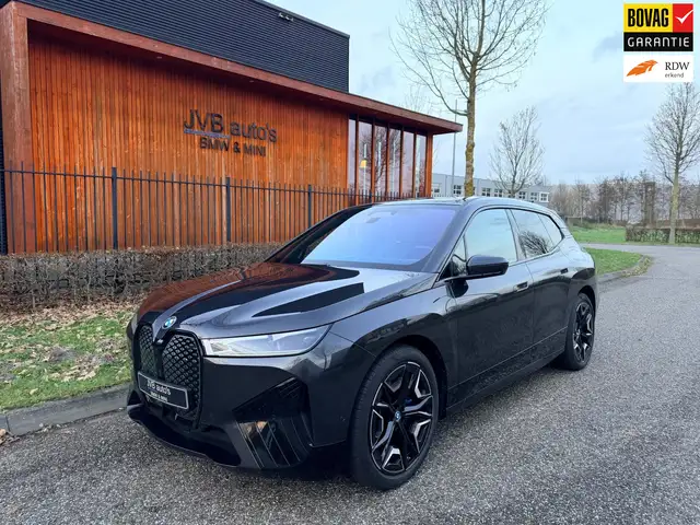 BMW iX XDrive50 112 kWh, incl. BTW, trekhaak, H&K, Pano,