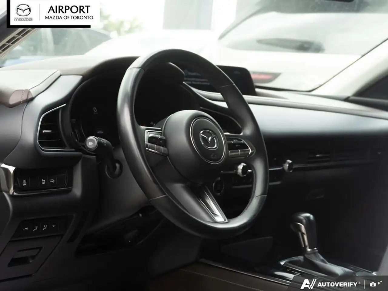 Mazda CX-30 снимка Mazda CX-30