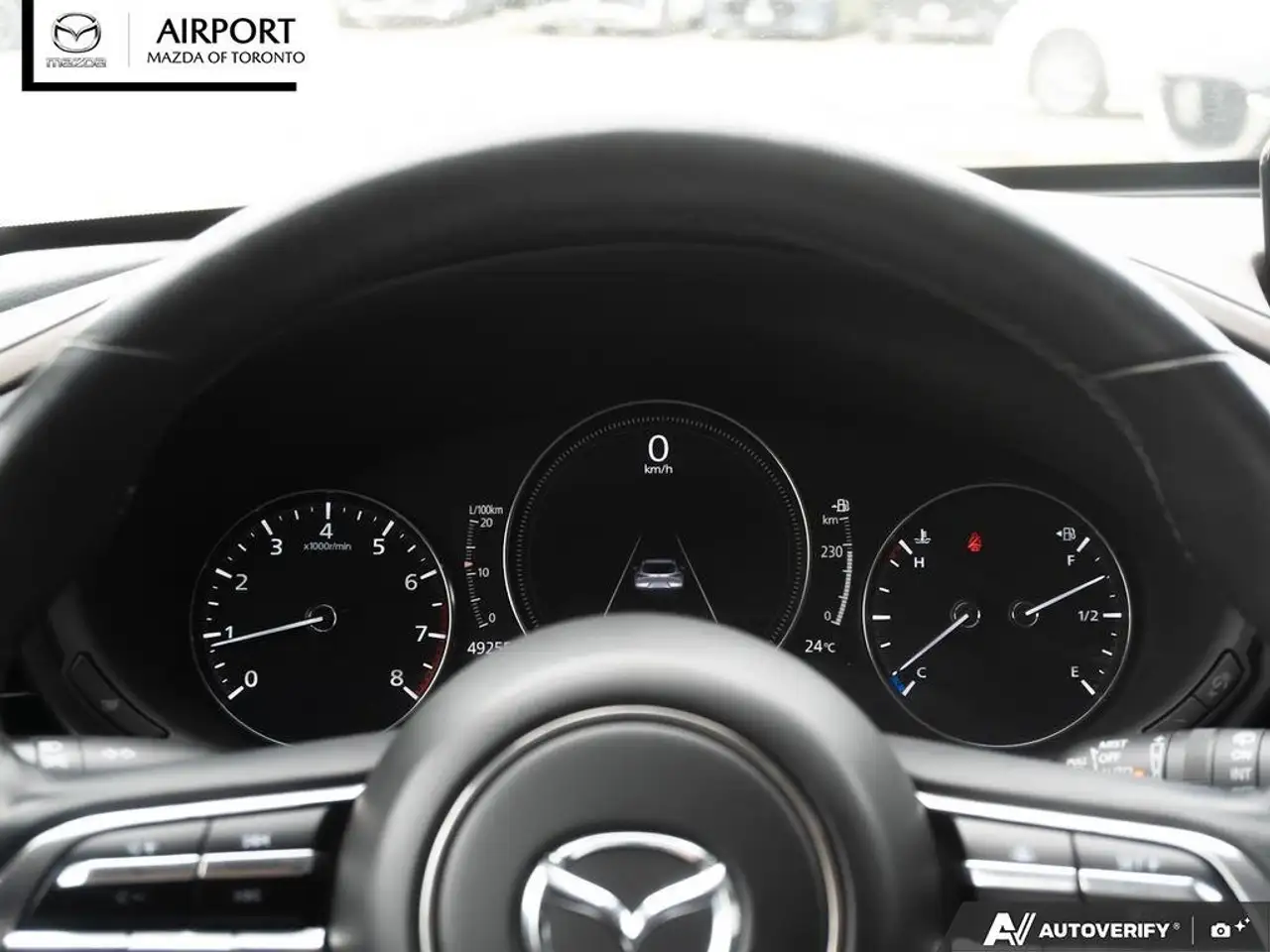 Mazda CX-30 снимка Mazda CX-30