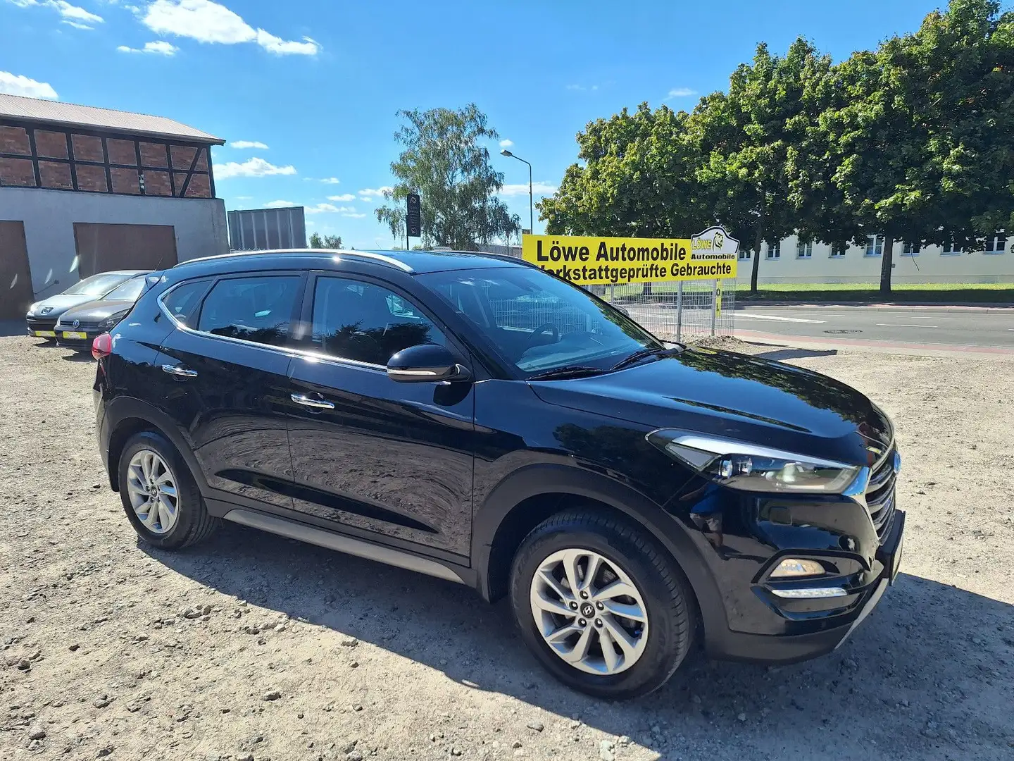 Hyundai TUCSON Style 2WD 2.deut.H. Tüv neu!! Schwarz - 1