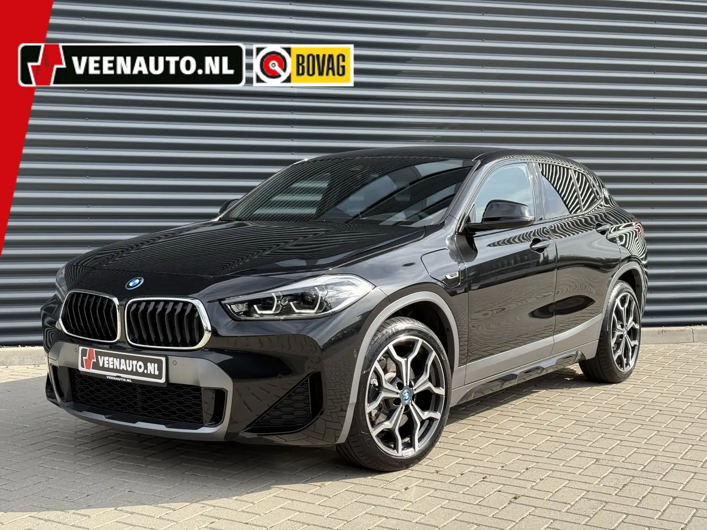 BMW X2 xDrive25e M-Sport X Zwart - 1