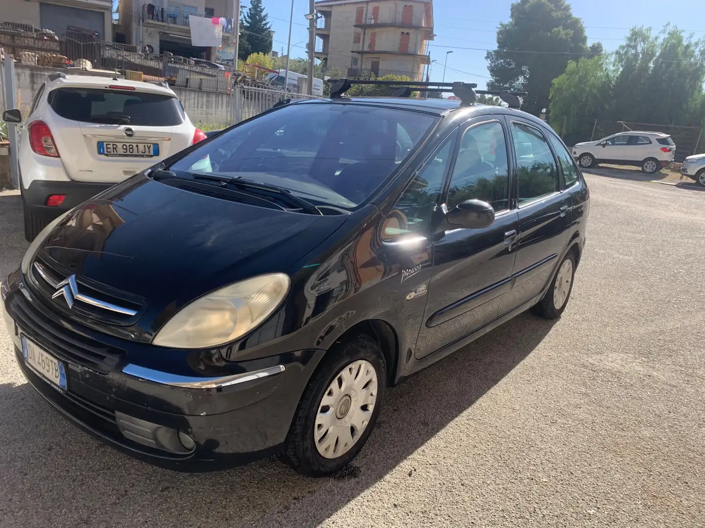 Citroen Xsara Picasso Confort Noir - 1