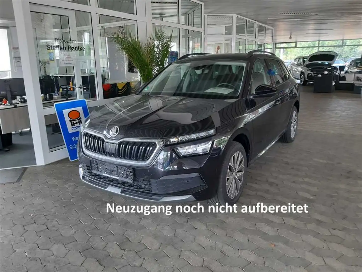 Skoda Kamiq 1.0 TSI Clever SHZ+LED+PDC Schwarz - 1