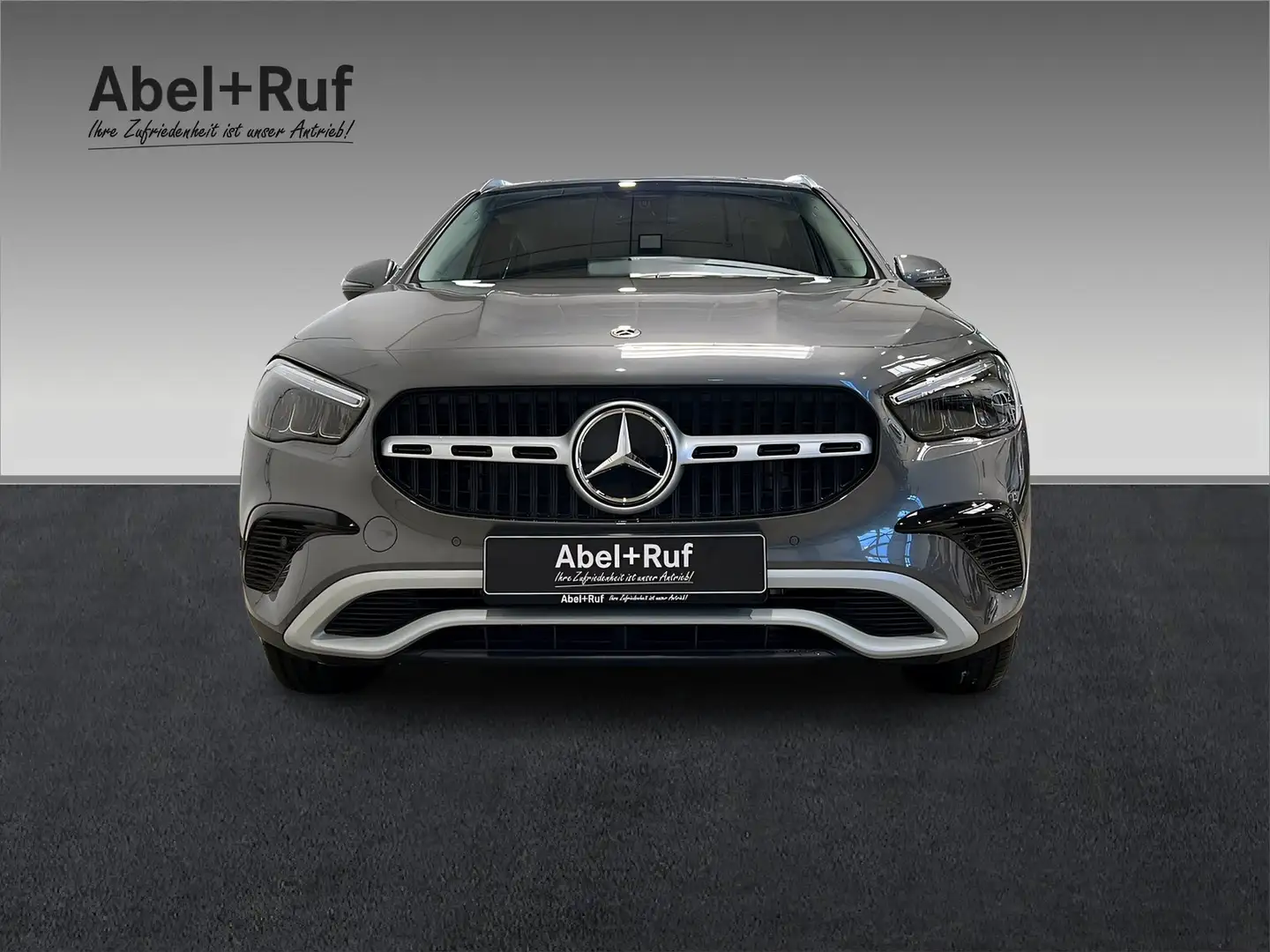 Mercedes-Benz GLA 200 d LED+Rückfahrkamera+Tempomat+Shz+AHK Grau - 2