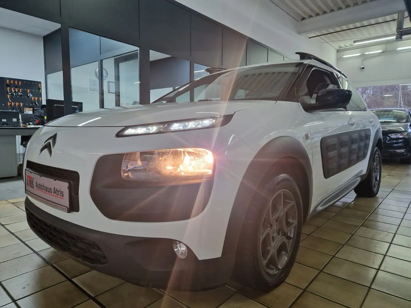 Citroen C4 Cactus Selection Navi-Kamera Weiß - 2