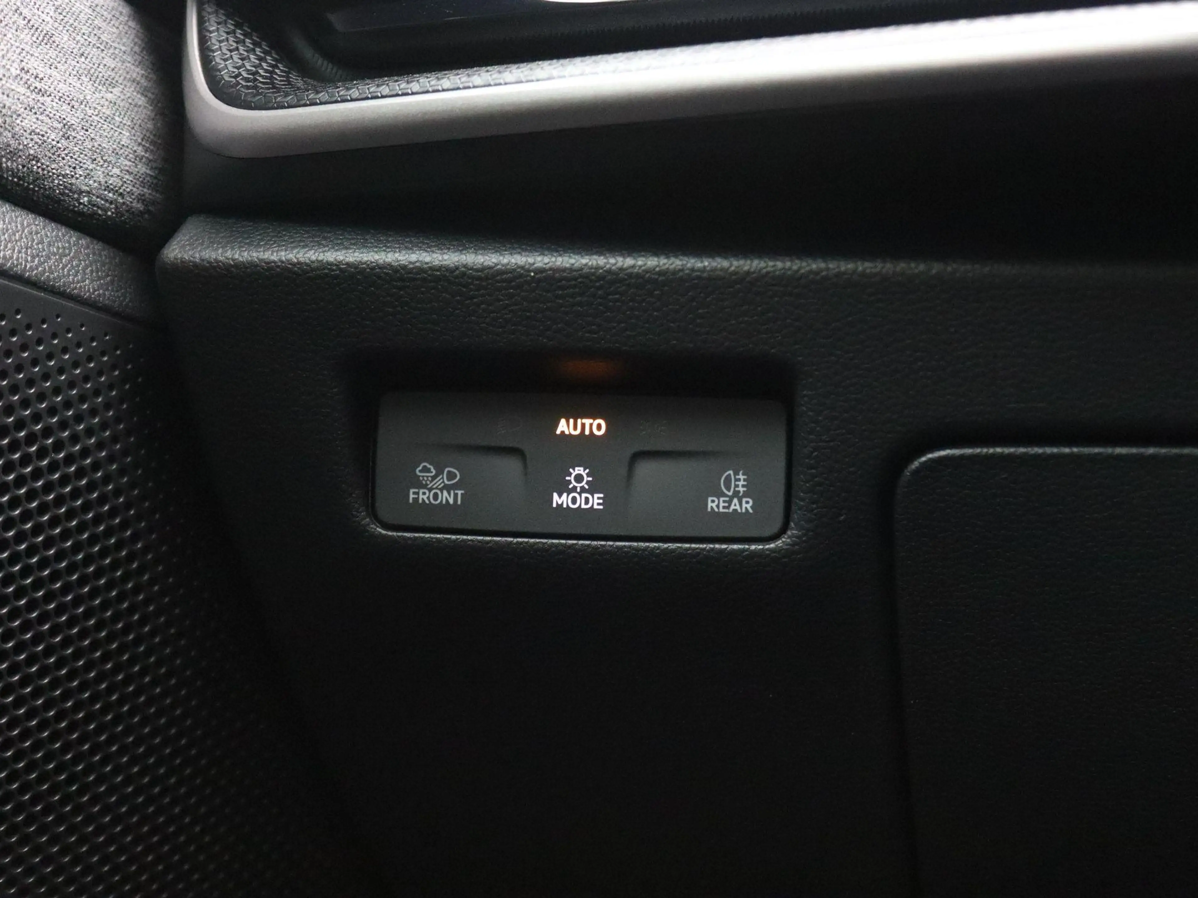 Skoda Superb Combi 1.5 TSI PHEV Business Edition 204PK DSG Pano — photo 40