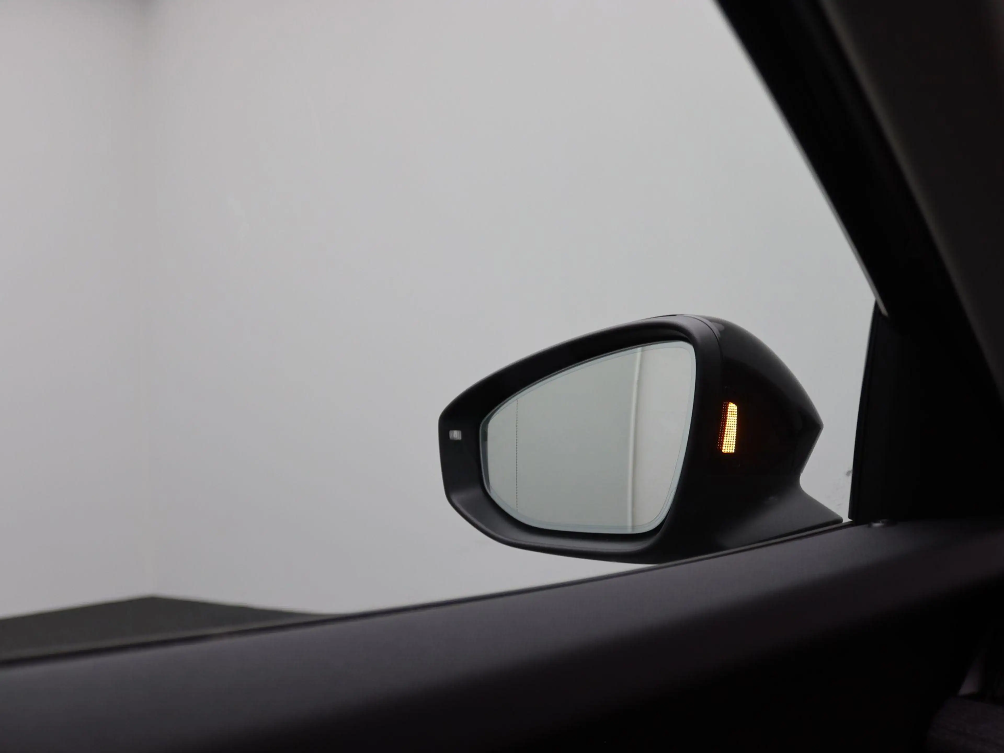 Skoda Superb Combi 1.5 TSI PHEV Business Edition 204PK DSG Pano — photo 32