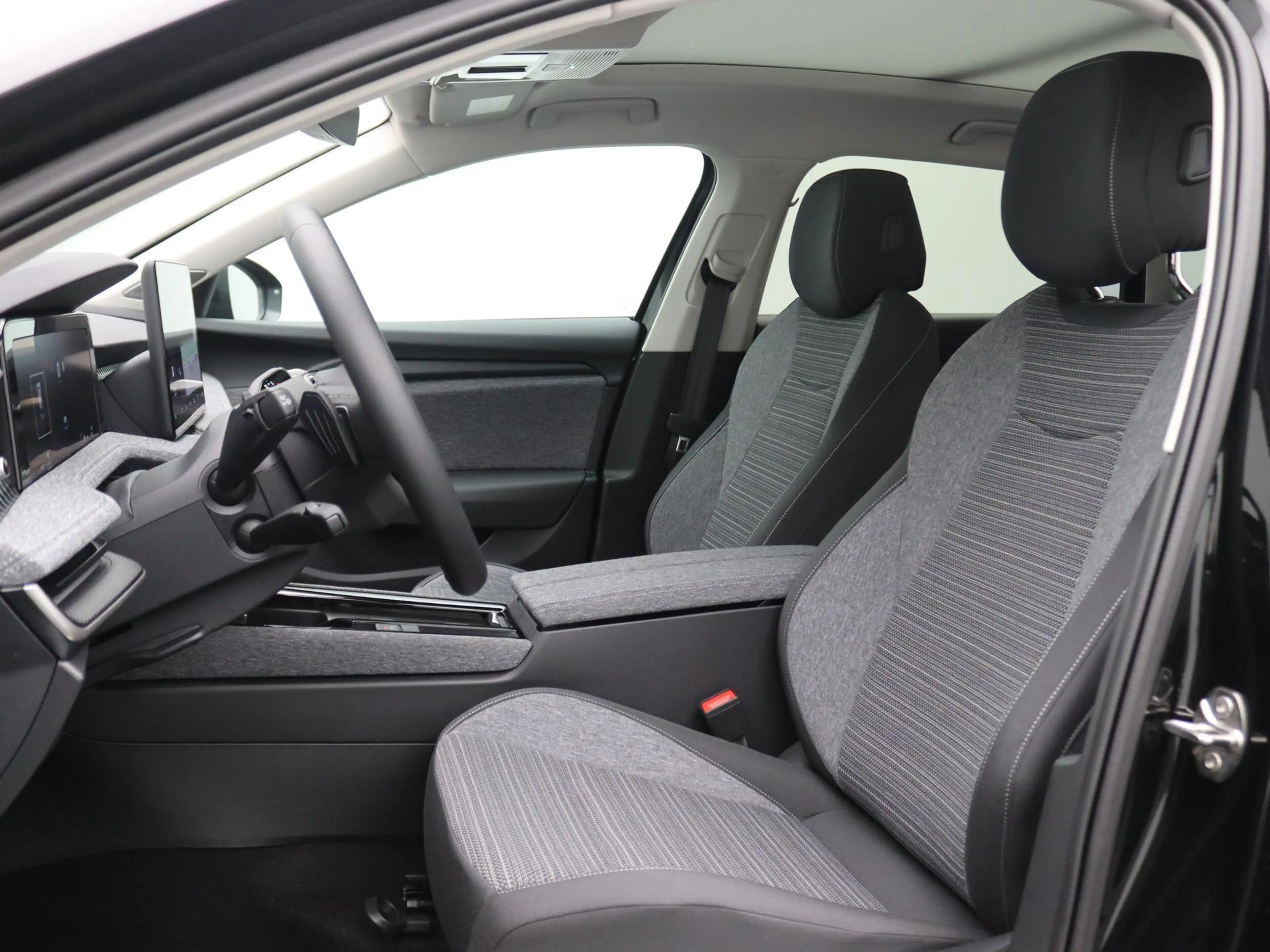 Skoda Superb Combi 1.5 TSI PHEV Business Edition 204PK DSG Pano — photo 5