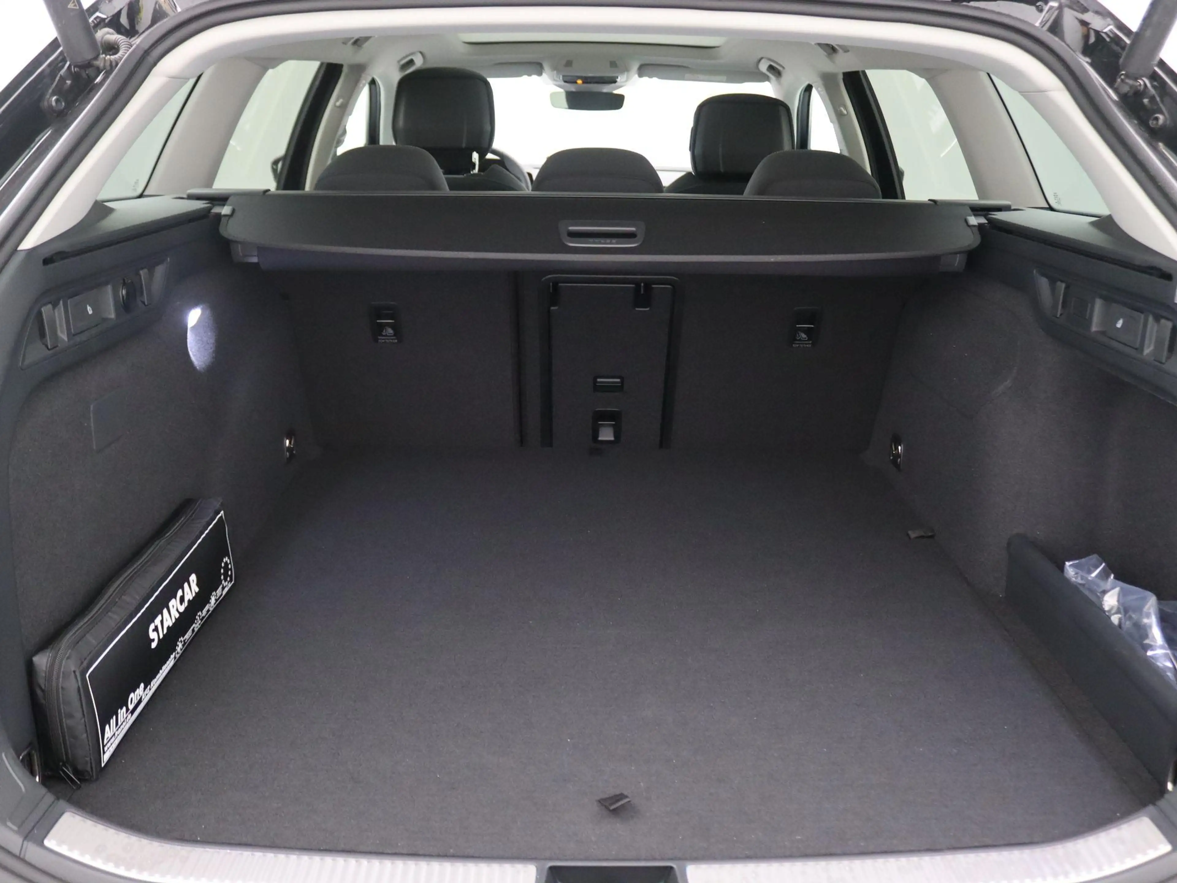 Skoda Superb Combi 1.5 TSI PHEV Business Edition 204PK DSG Pano — photo 8