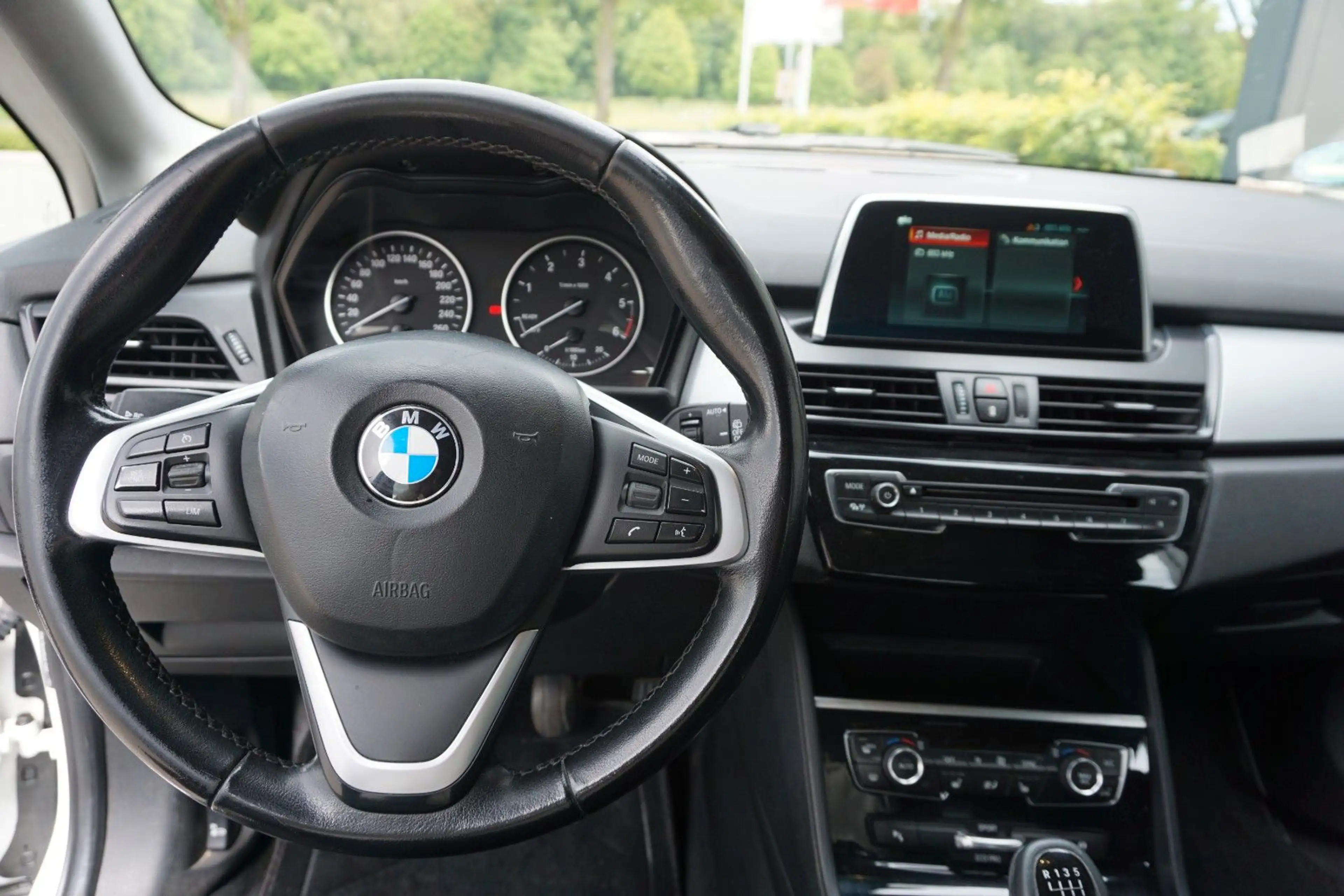 BMW 218 2 Active Tourer 218 d *Advantage — photo 13