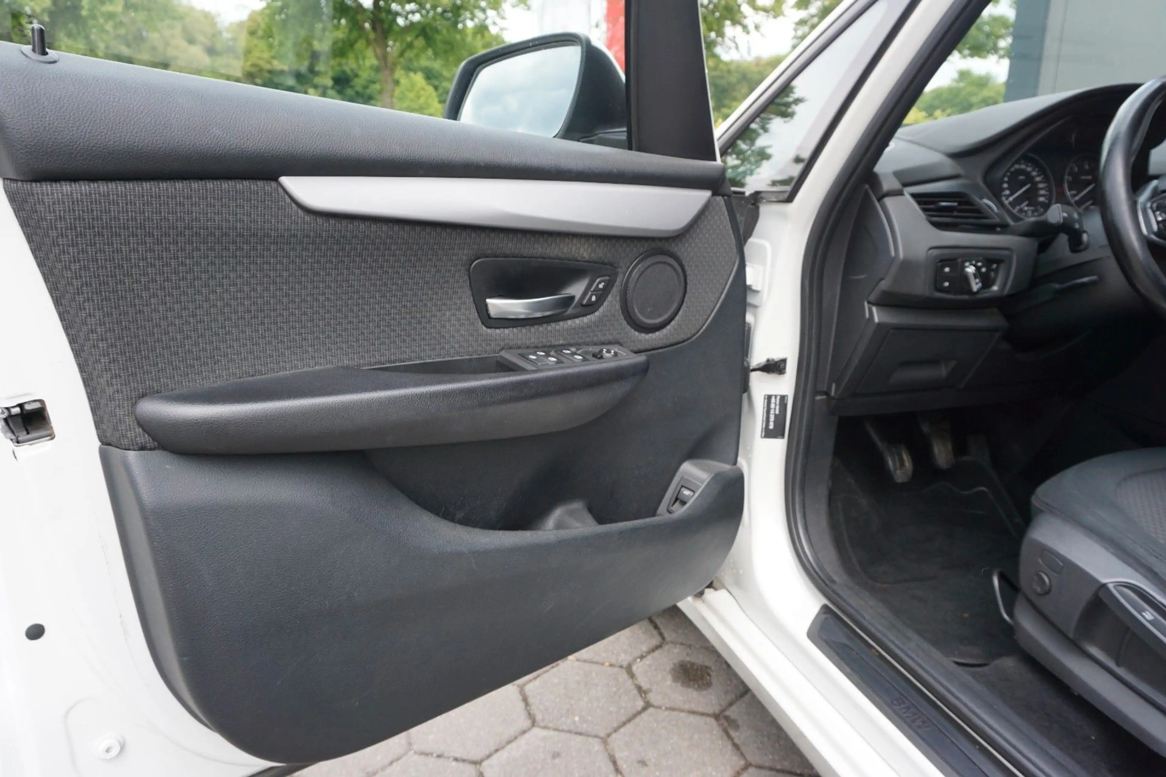 BMW 218 2 Active Tourer 218 d *Advantage — photo 10