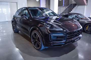 E-Hybrid Platinum Edition Coupé Aut.