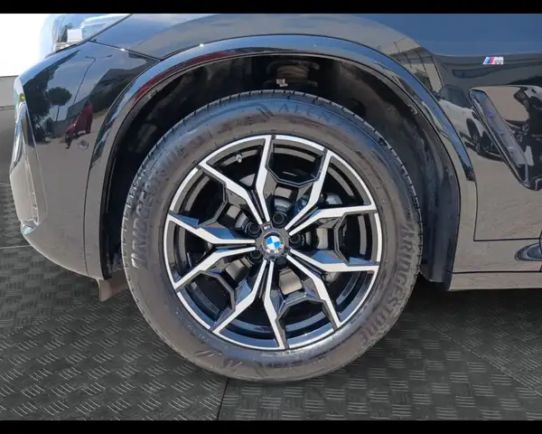 BMW X3 view 14