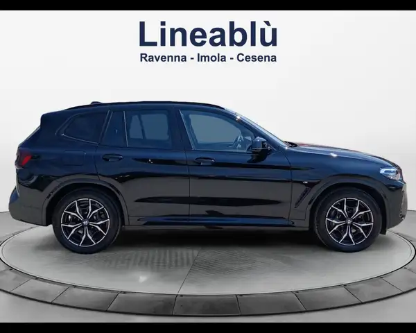 BMW X3 view 6