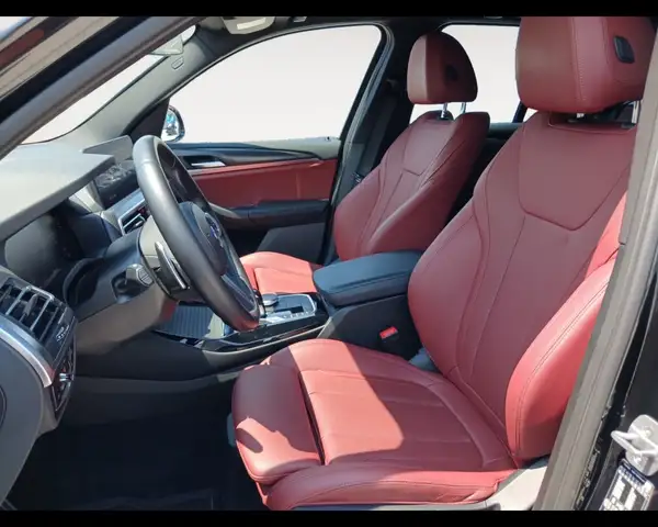 BMW X3 view 9