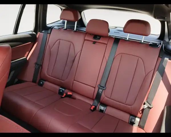 BMW X3 view 13