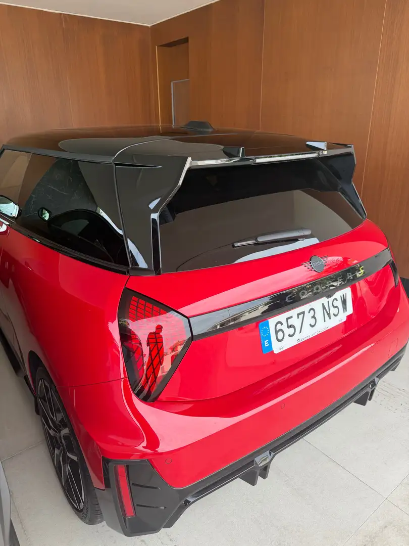 MINI Cooper SE Mini Cooper SE Favoured Cooper SE Favoured Rojo - 1