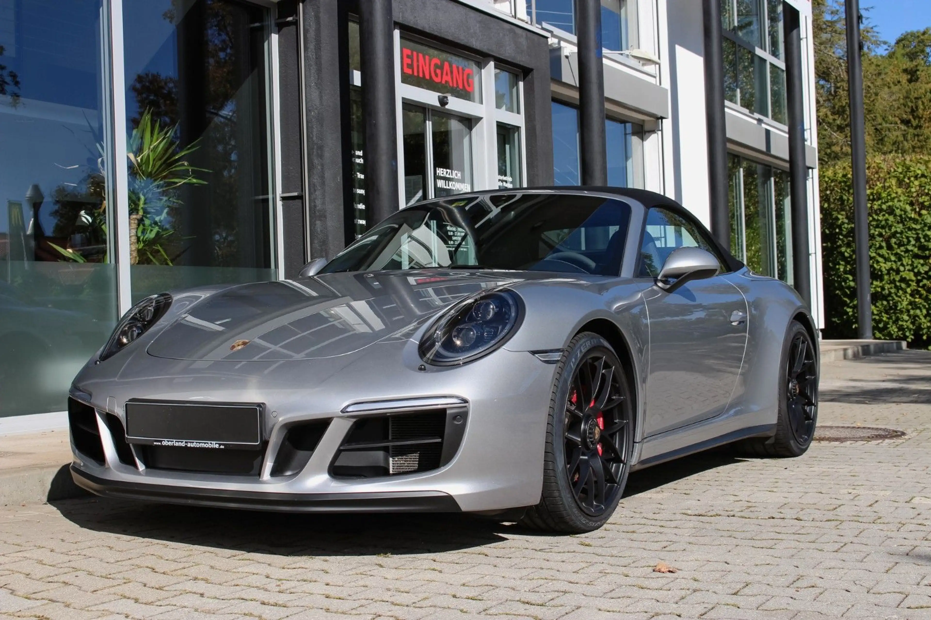 Porsche 991 911 991.2 Carrera GTS Cabrio/ CHRONO / BURMESTER