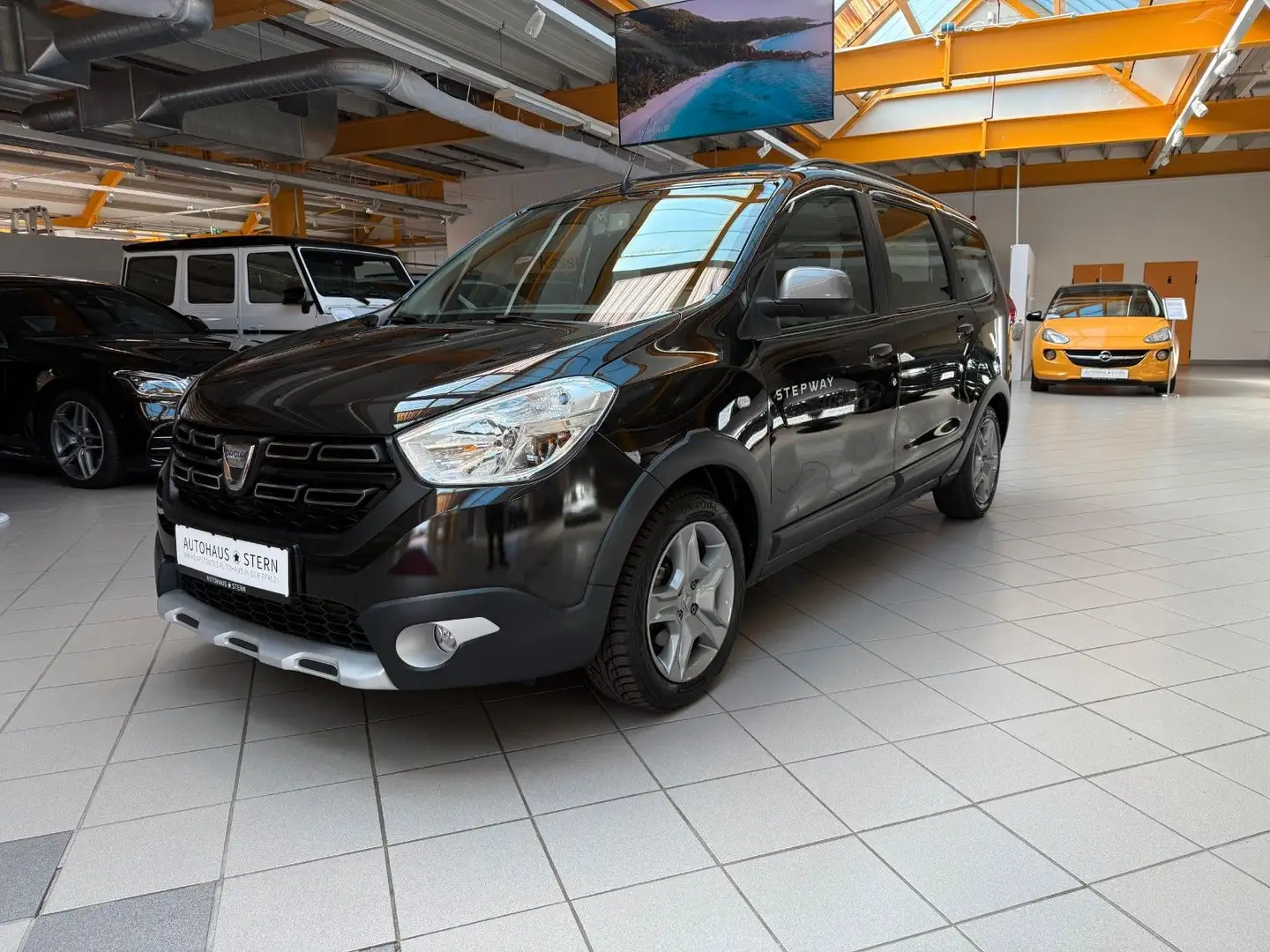 Dacia Lodgy Stepway 7-Sitzer|SHZ|PDC|Kamera|Klima|Navi - 2