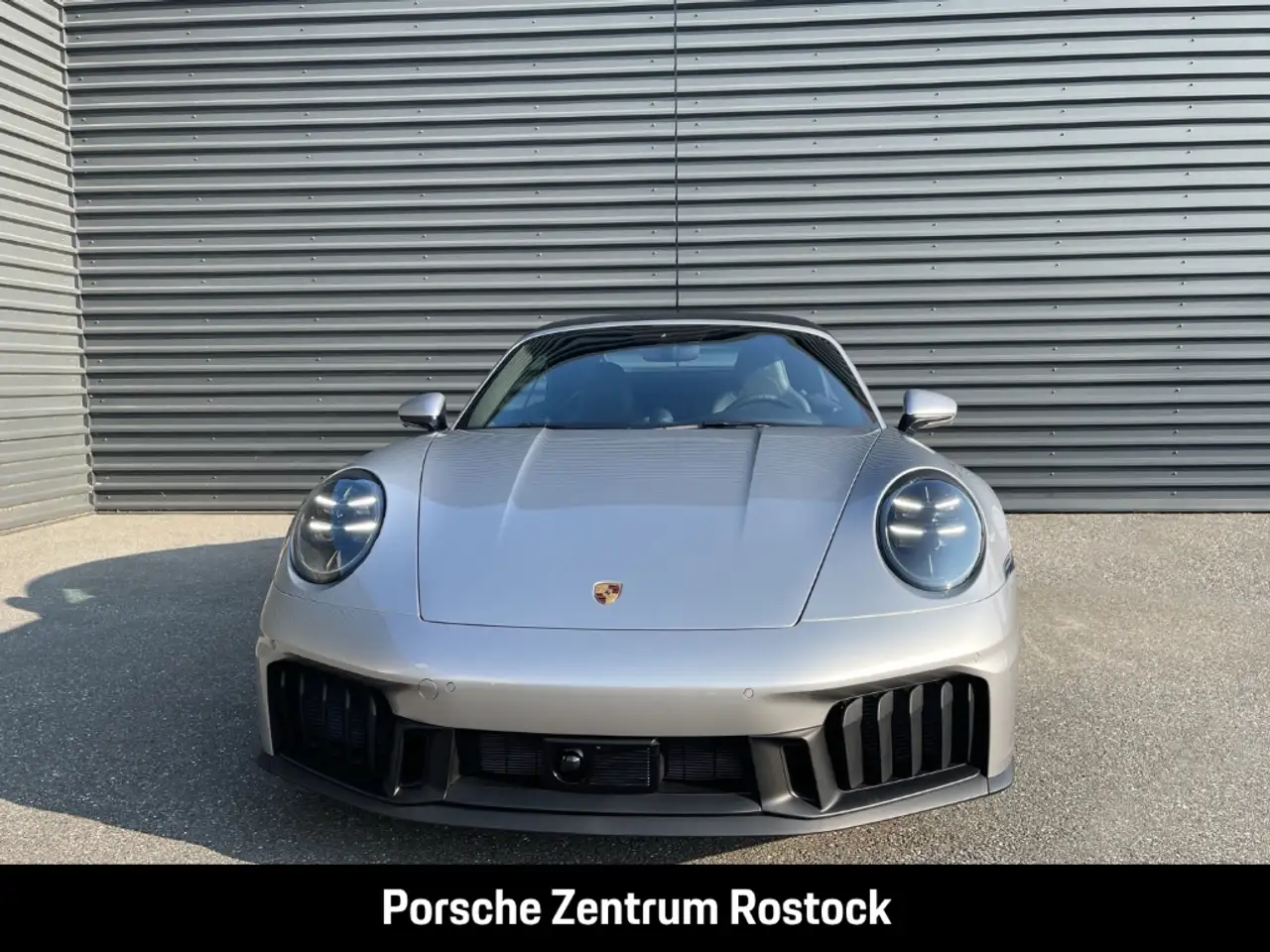 Porsche 992 911 Carrera GTS Cabriolet BOSE HA-Lenkung 4